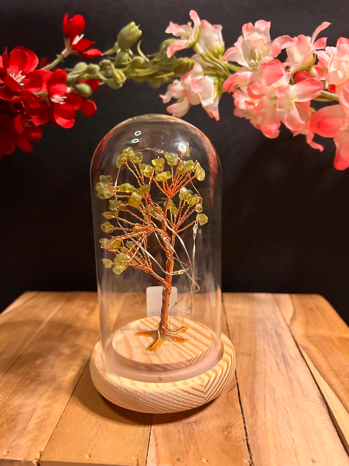 Bonsaï Lumineux en Péridot sous Cloche – Arbre de Vie avec QR Code Explicatif