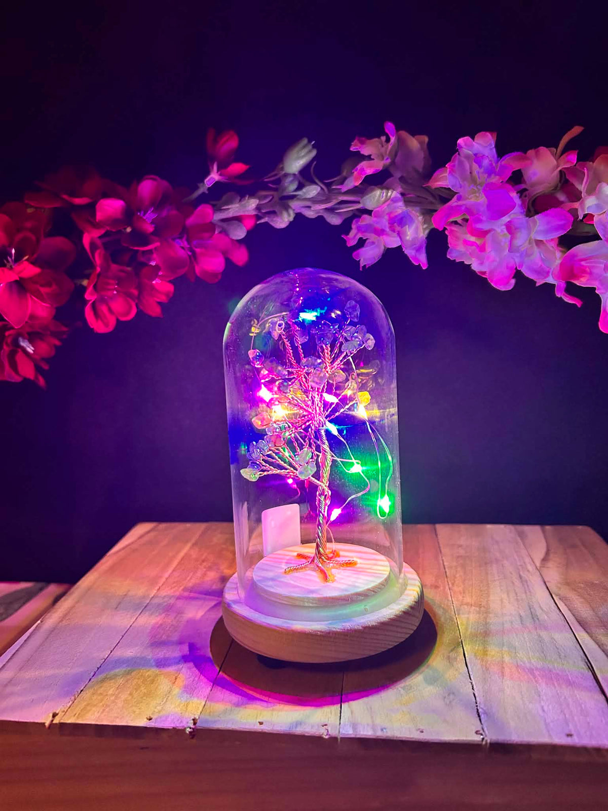 Bonsaï Lumineux en Péridot sous Cloche – Arbre de Vie avec QR Code Explicatif